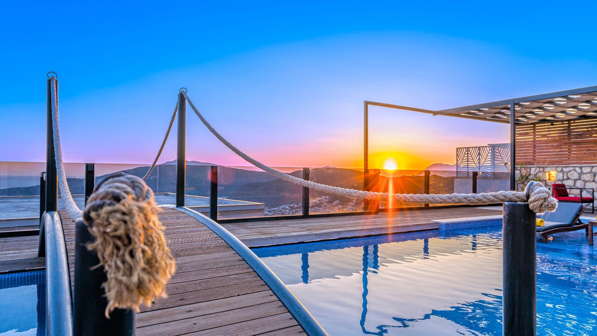 Villa Ada Kördere Isıtmalı Havuz 90