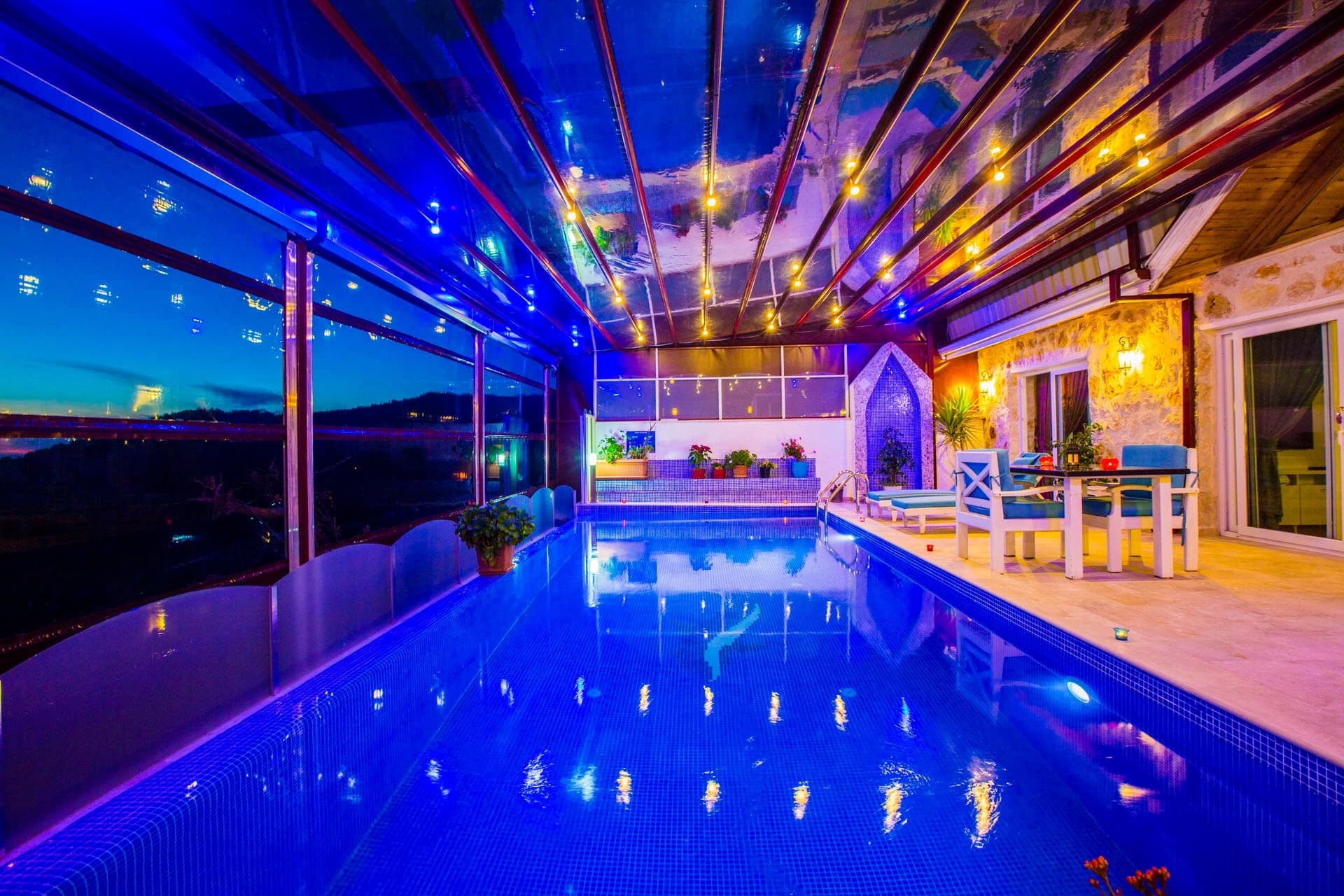 Villa Sude Korunaklı Havuz 55