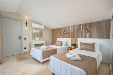 Villa Buse Duo Isıtmalı Havuz 75