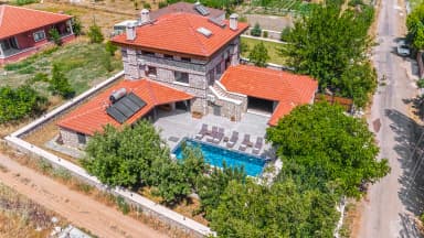 Villa Şah Bezirgan 13
