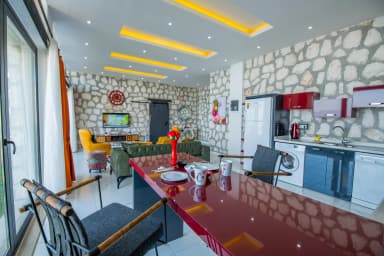 Villa Ay Işığı Korunaklı Havuz 73