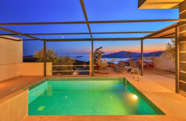 Villa Okyanus 2 Korunaklı Havuz 74