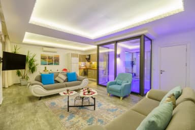 Villa Leonardo Korunaklı Havuz 81