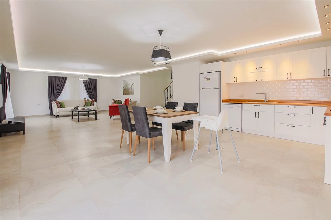 Villa Lavinia Korunaklı Havuz 86