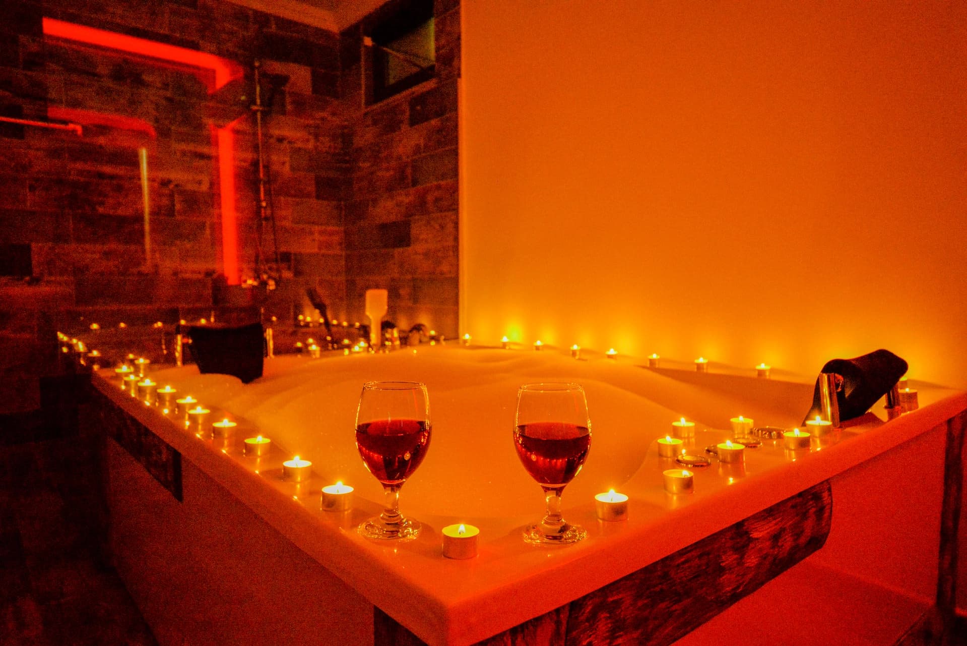 Villa Neco Korunaklı Havuz 47