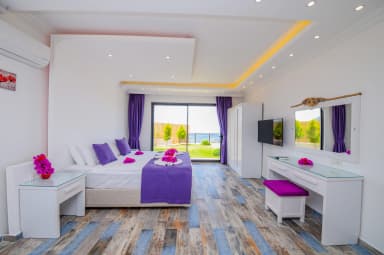 Villa Neco Korunaklı Havuz 67