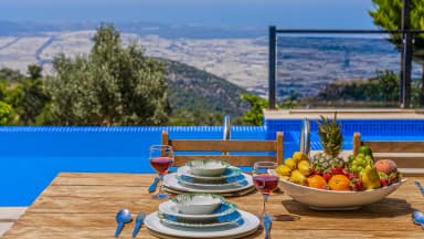 Villa Neco Korunaklı Havuz 83