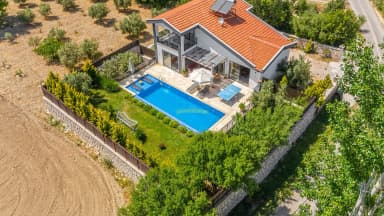 Villa Maba Korunaklı Havuz 43
