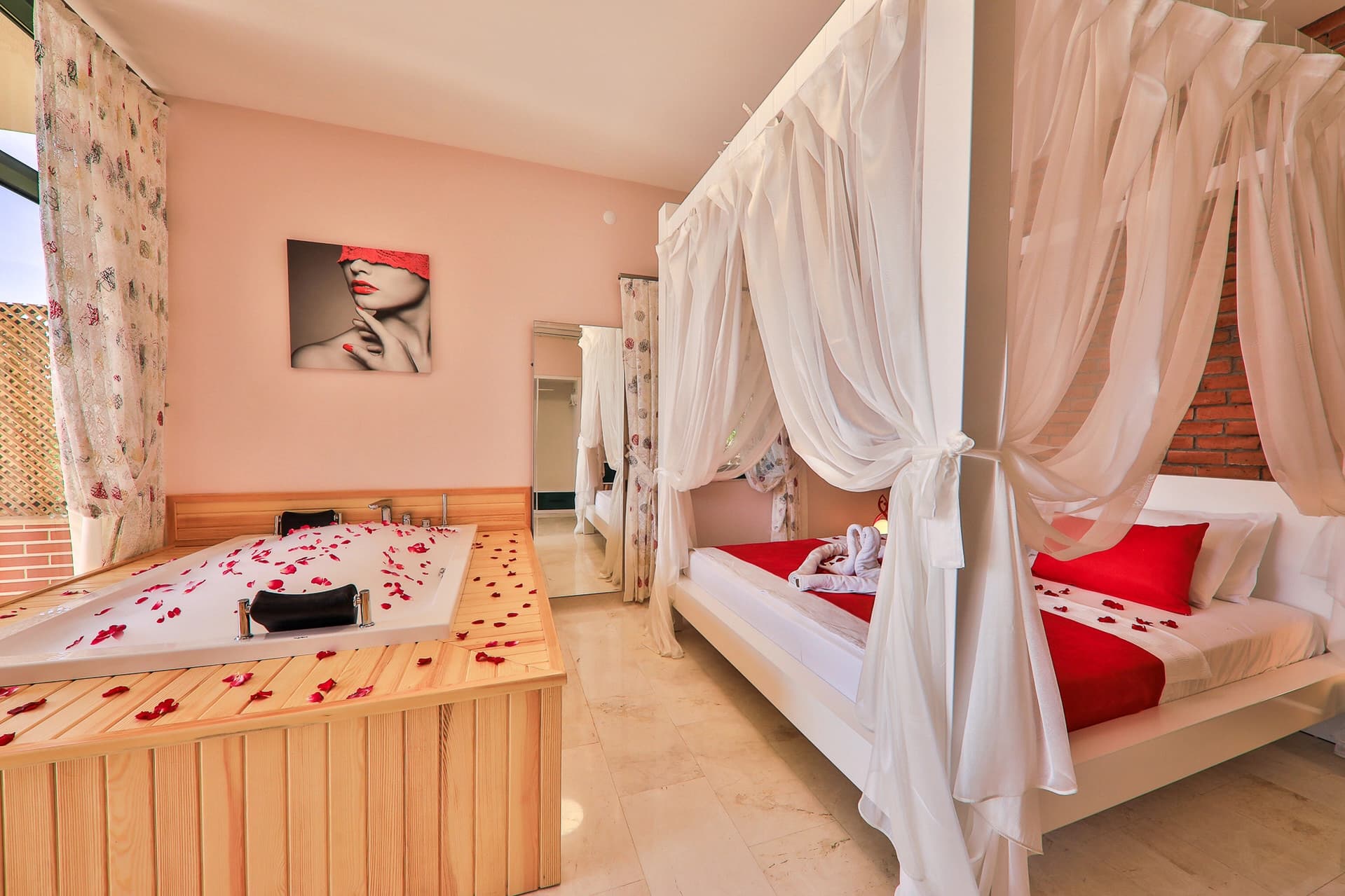 Villa Sevi Korunaklı Havuz 35