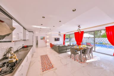 Villa Çilek Üzümlü 85