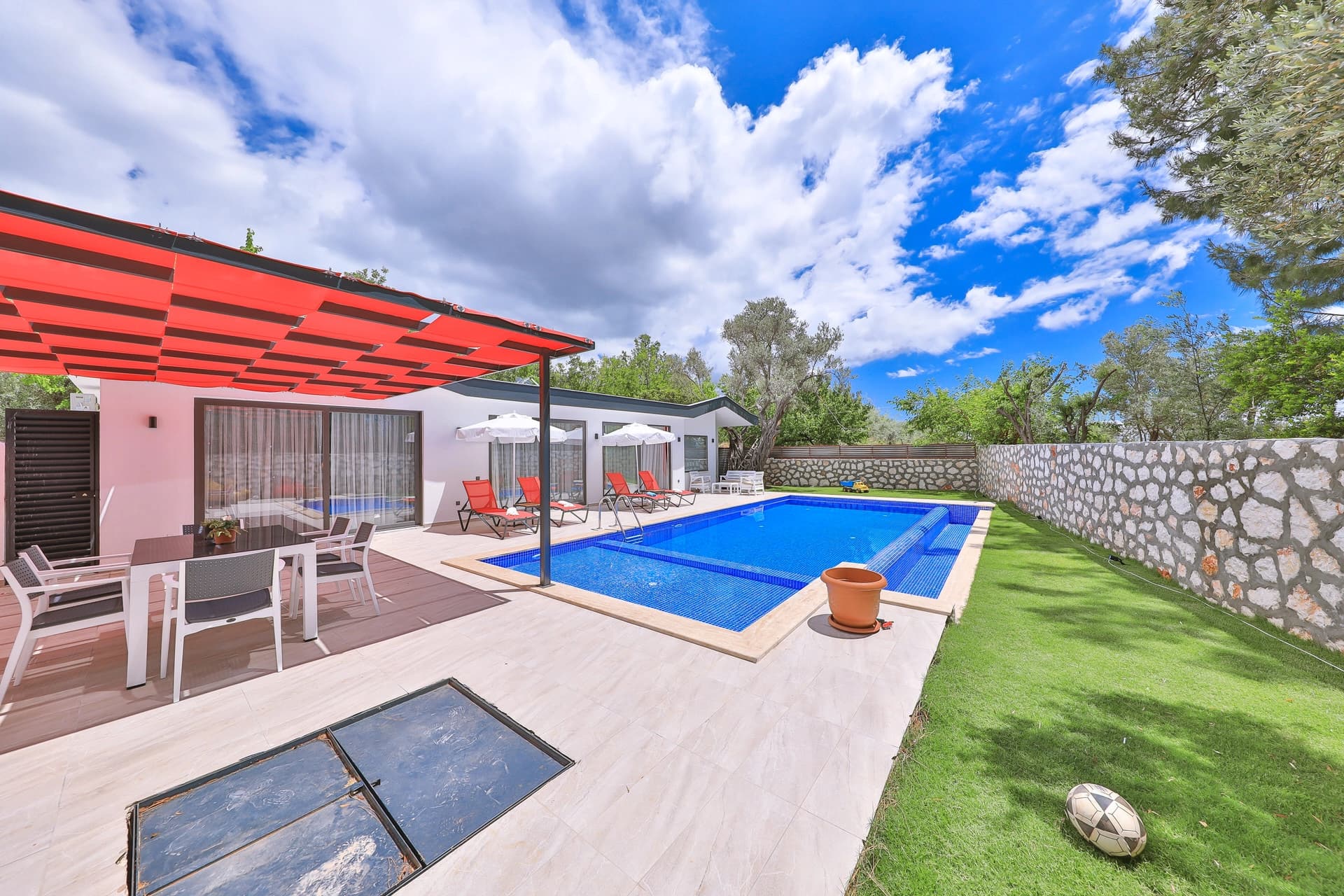 Villa Çilek Üzümlü 15