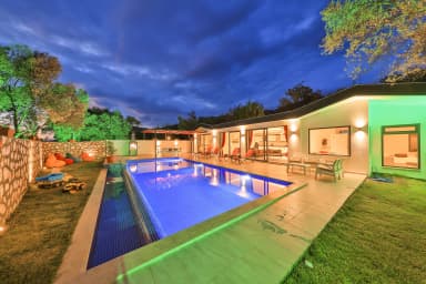 Villa Çilek Çocuk Havuzu 50