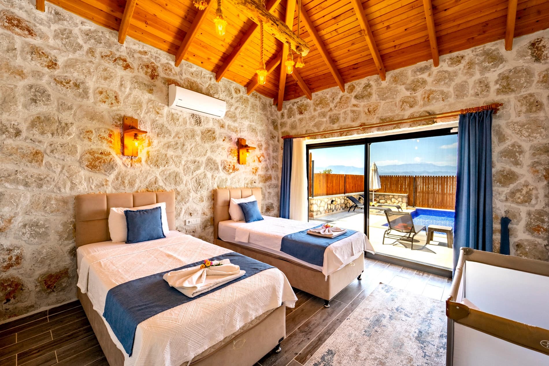 Villa Gemicik Korunaklı Havuz 46