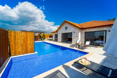 Villa Gemicik Korunaklı Havuz 30