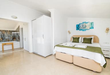 Villa Bembeyaz Özel Havuzlu 95