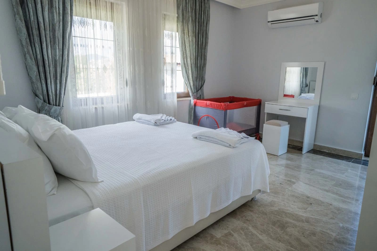 Villa Kiparis Çocuk Havuzu 40