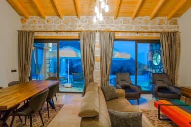 Villa Aleyna Korunaklı Havuz 65