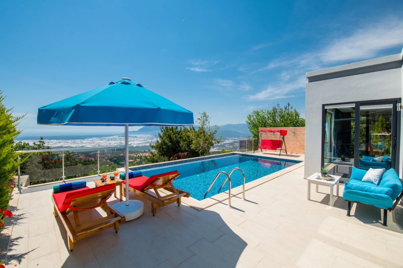 Villa Romeo Korunaklı Havuz 42