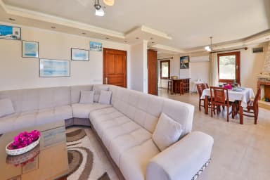 Villa Sarı Kaş Korunaklı Havuz 81