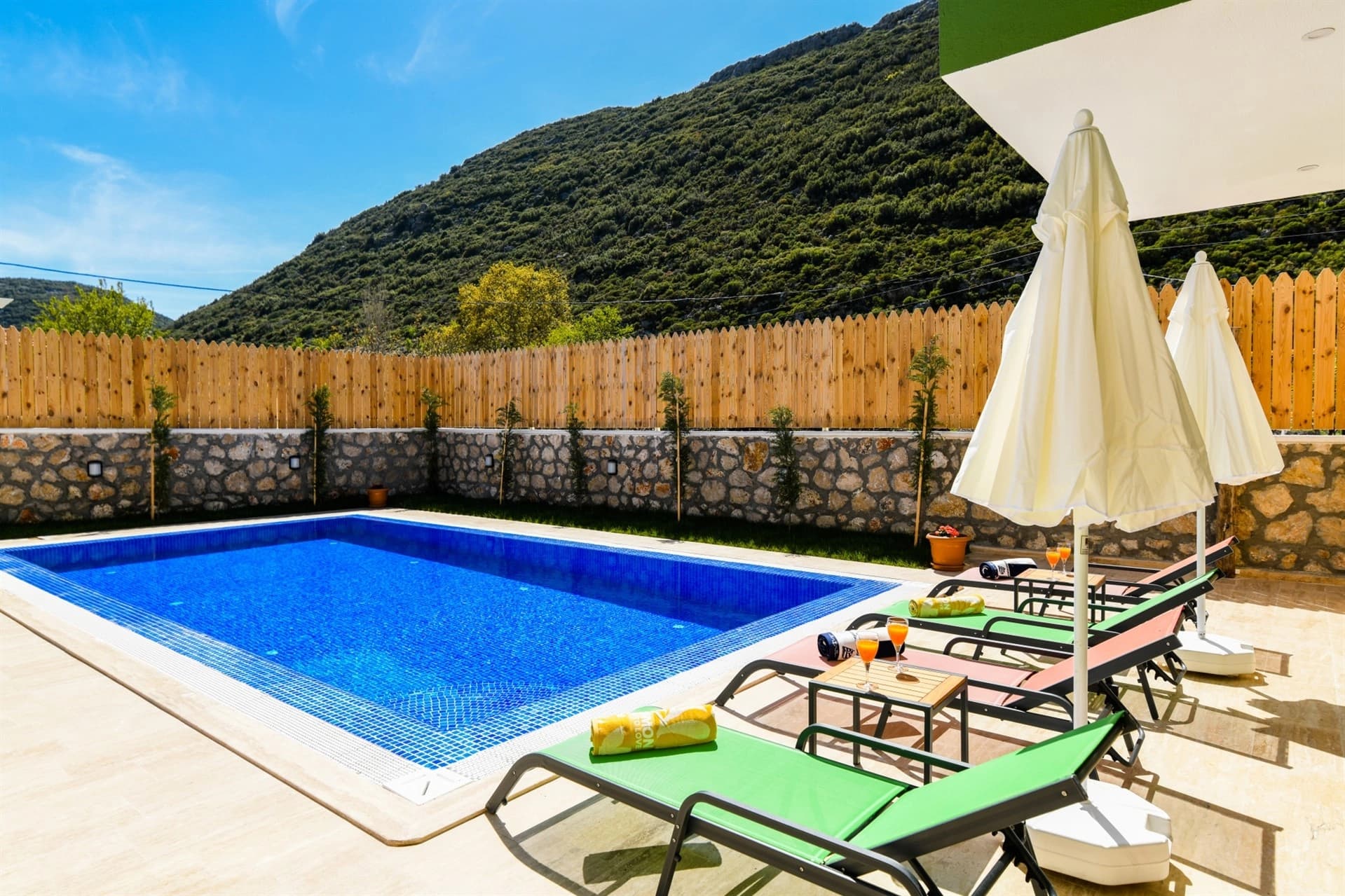 Villa Gamze Korunaklı Havuz 42