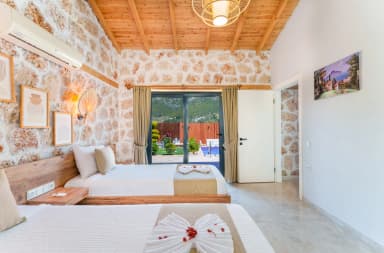 Villa Aselim Korunaklı Havuz 81