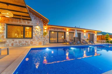 Villa Aselim Korunaklı Havuz 37