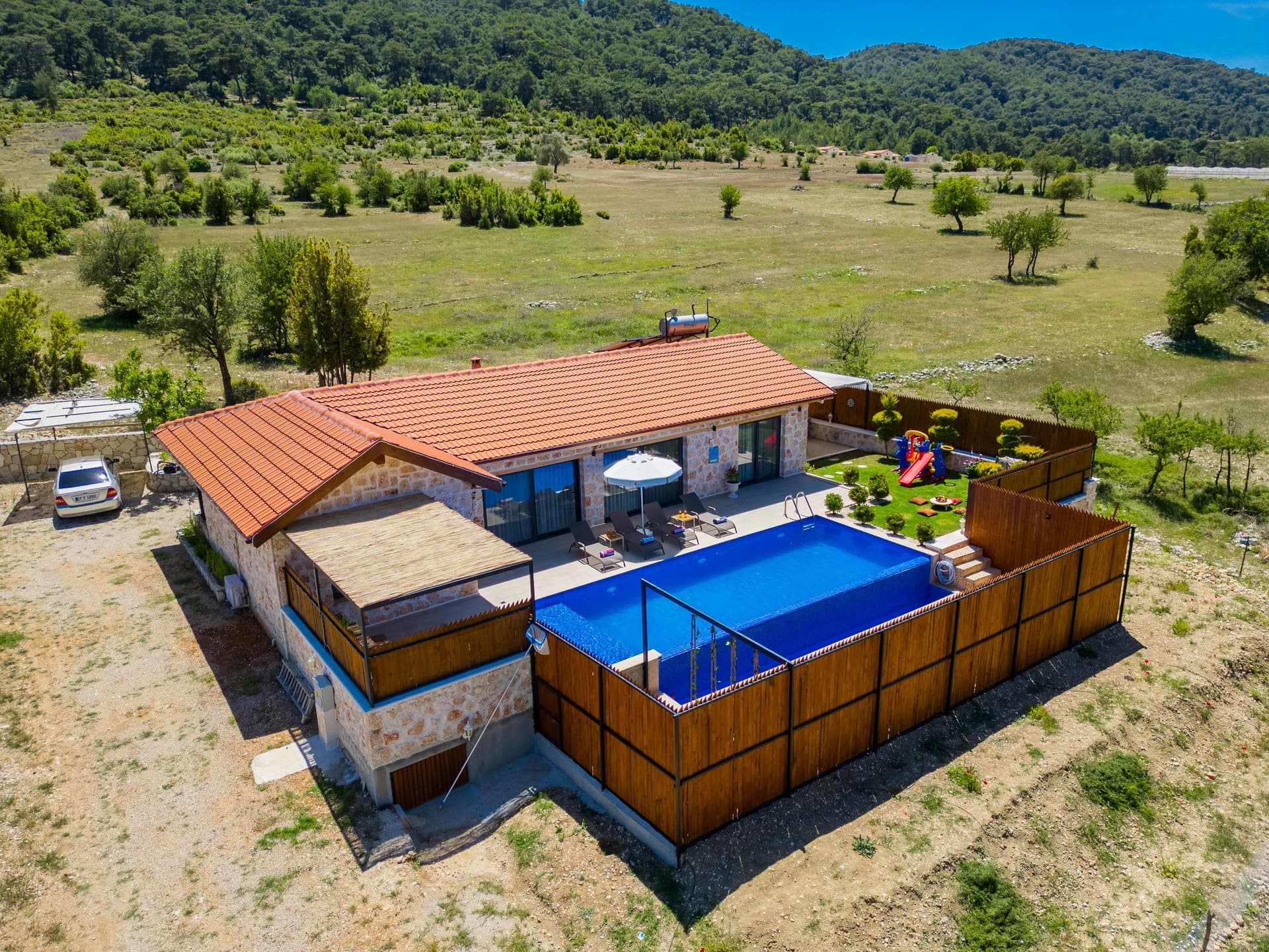 Villa Aselim Korunaklı Havuz 47
