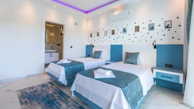 Villa Burcu Korunaklı Havuz 80