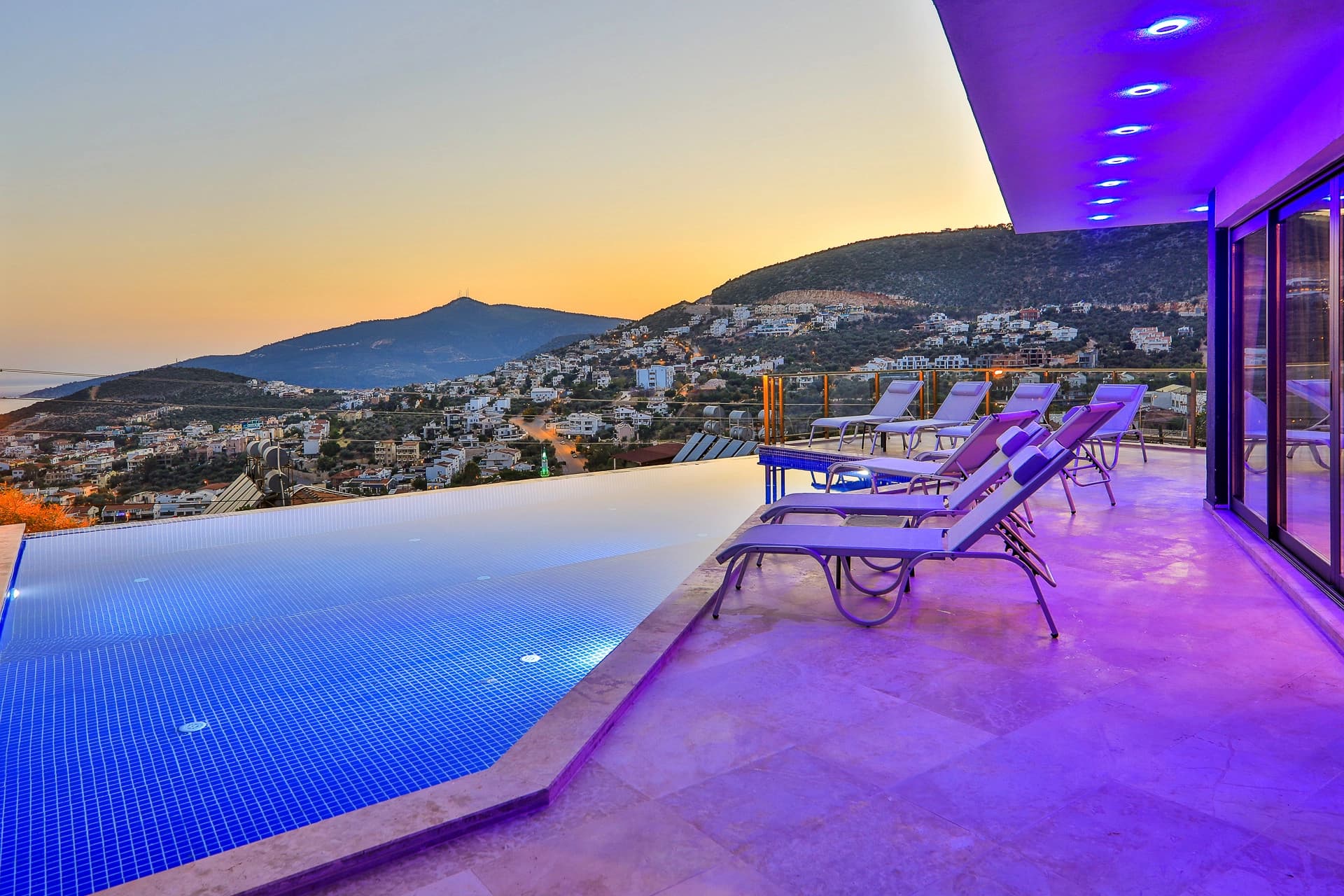 Villa Royal Merchant Özel Havuzlu 73