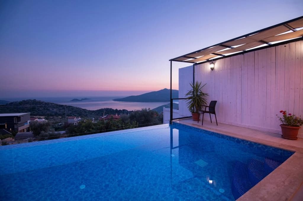 Villa Meris Korunaklı Havuz 70