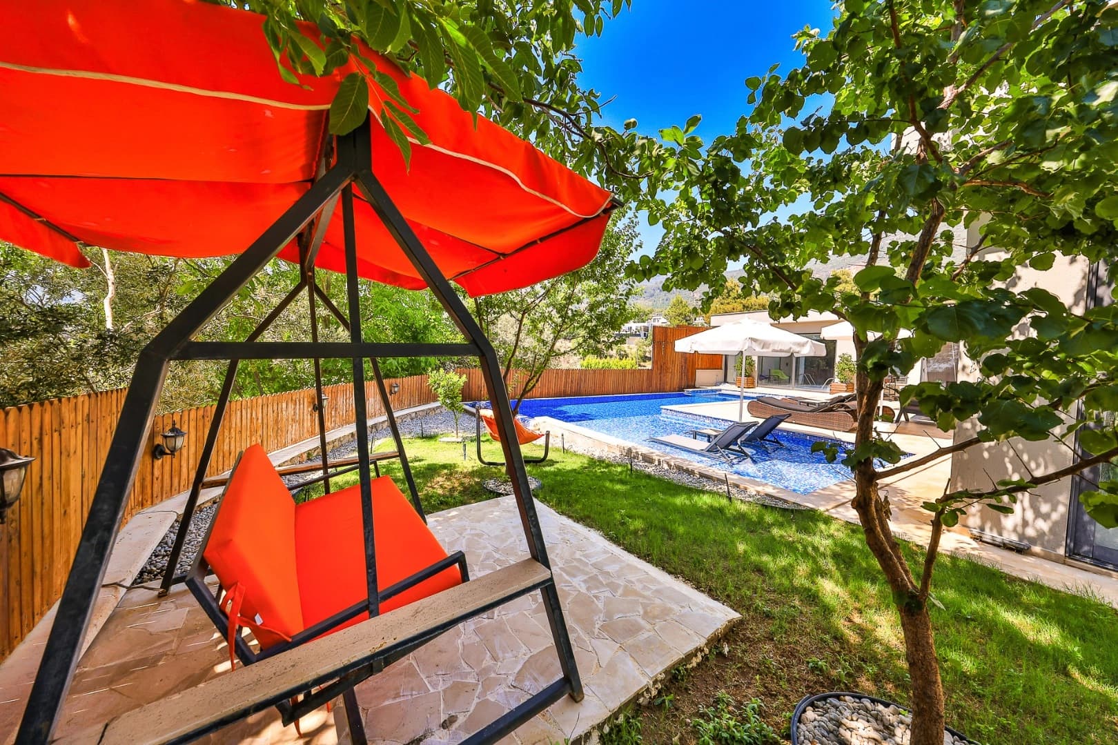 Villa Aqua Luxury Korunaklı Havuz 90