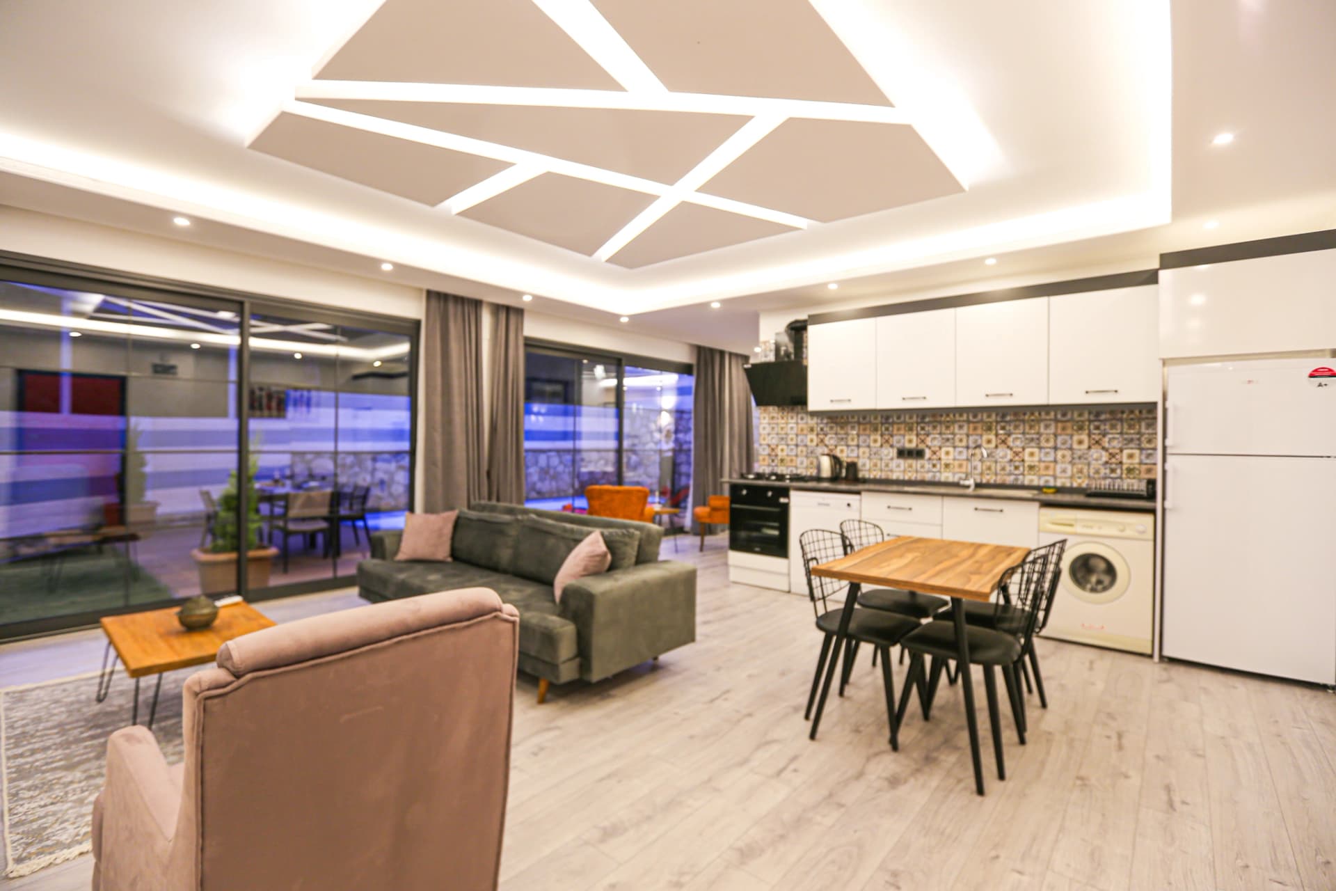 Villa Cazibe Korunaklı Havuz 85