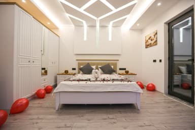 Villa Cazibe Korunaklı Havuz 37