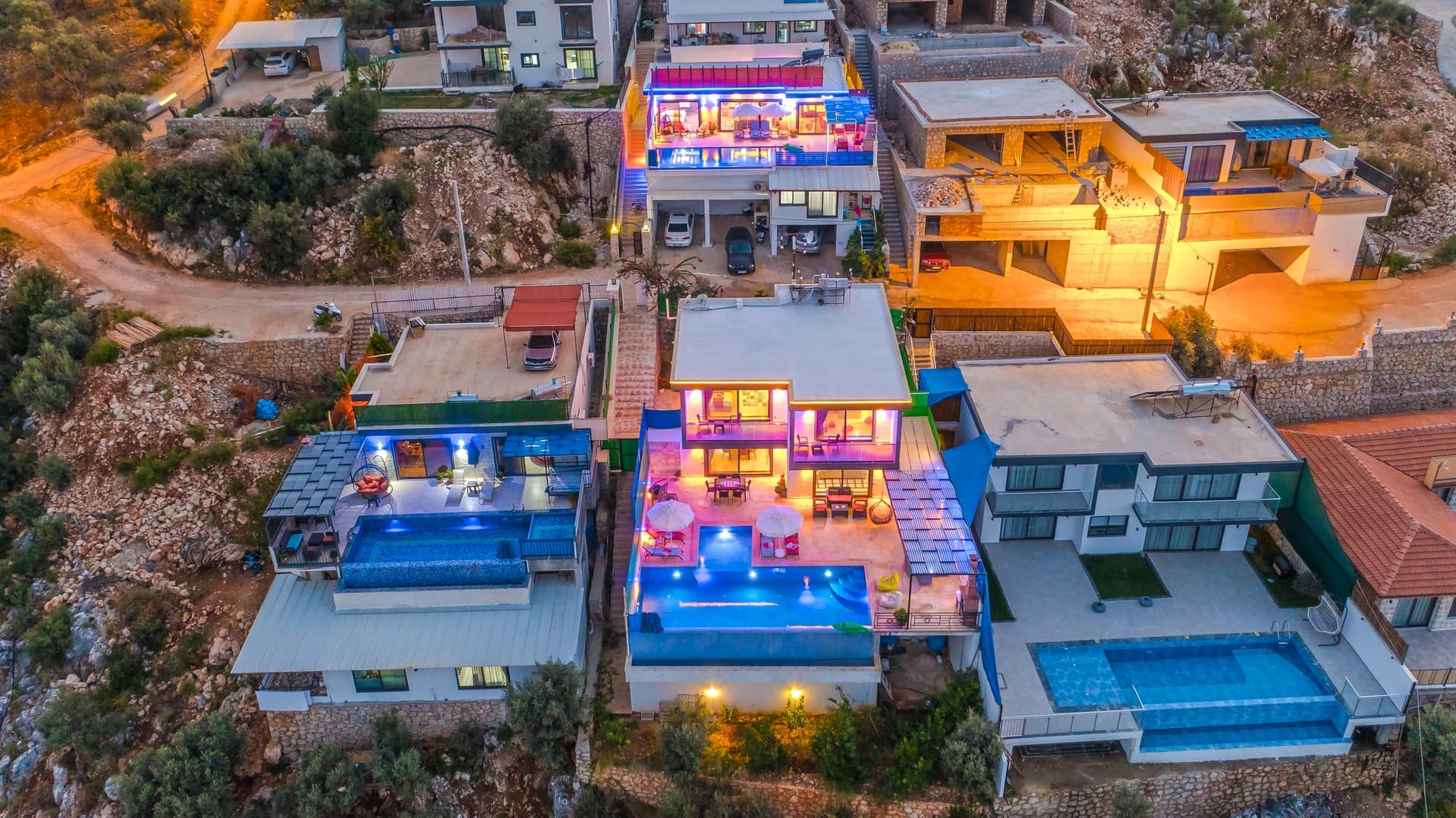 Villa Göktaşı Korunaklı Havuz 12