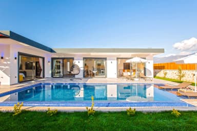 Villa Alice Korunaklı Havuz 84