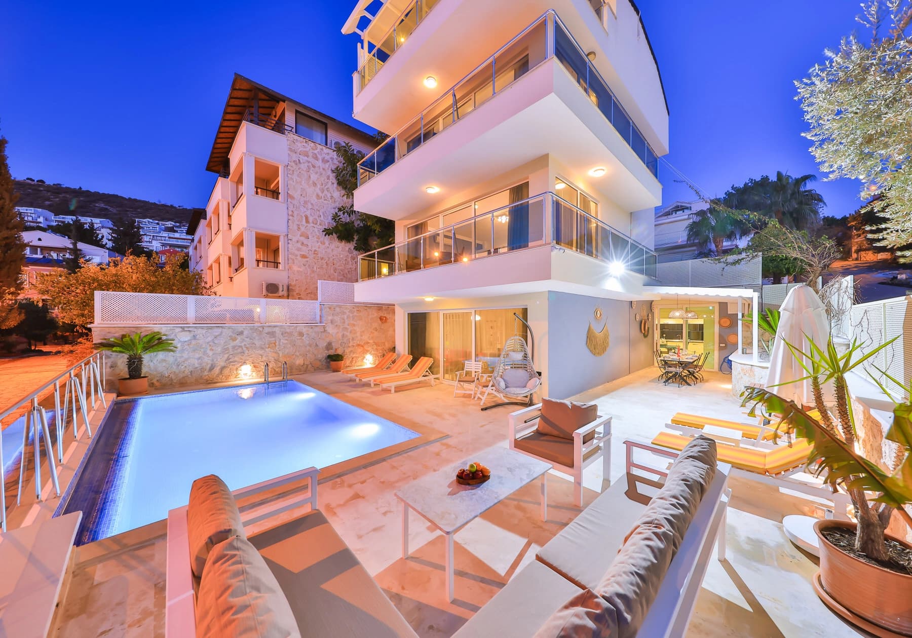 Villa Golden Lotus Özel Havuzlu 15