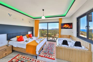 Villa Morens Korunaklı Havuz 87