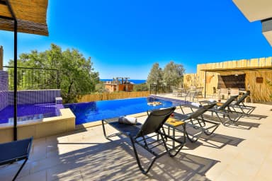 Villa Morens Korunaklı Havuz 57