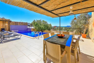 Villa Morens Korunaklı Havuz 23