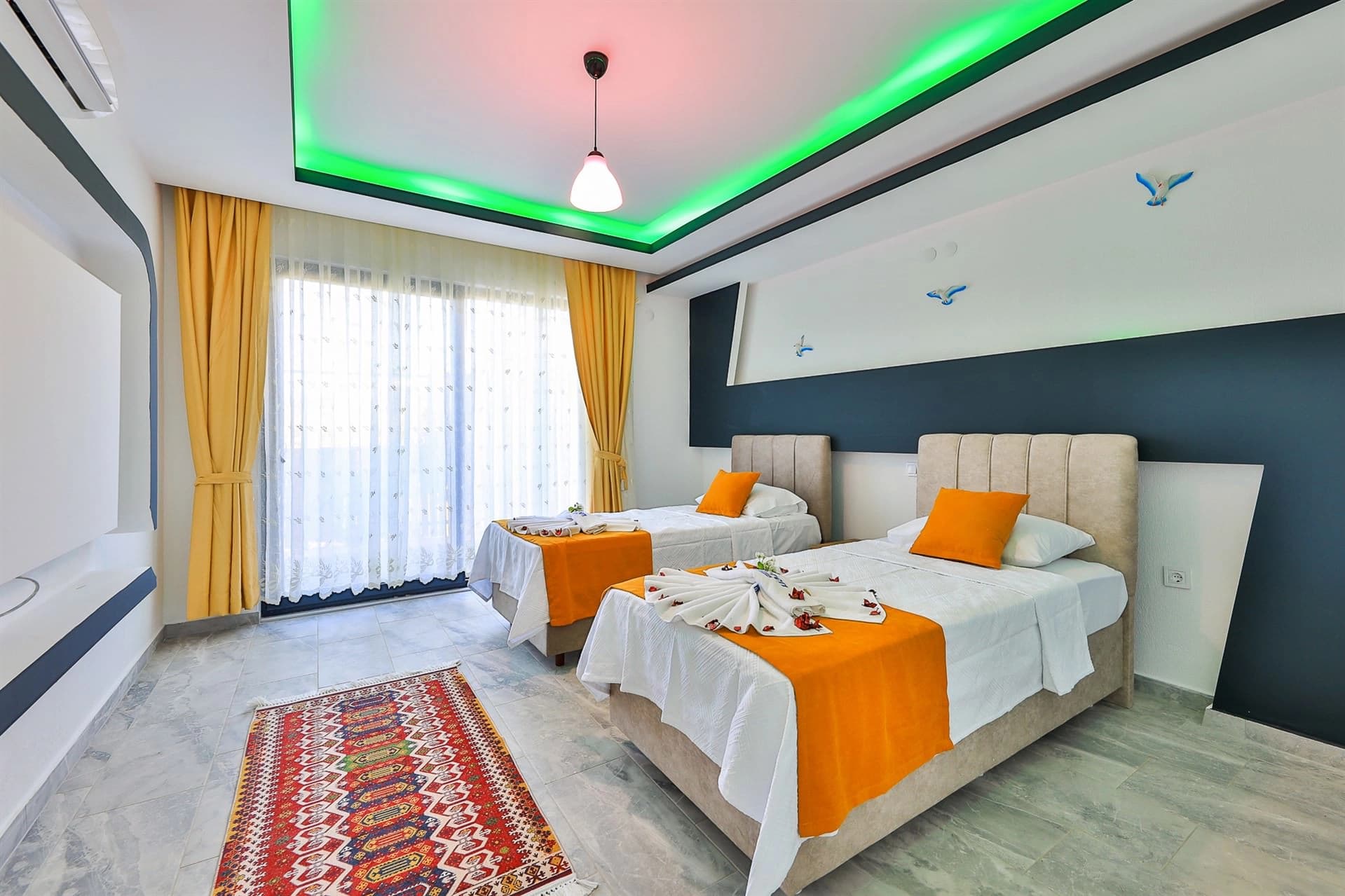 Villa Morens Korunaklı Havuz 39