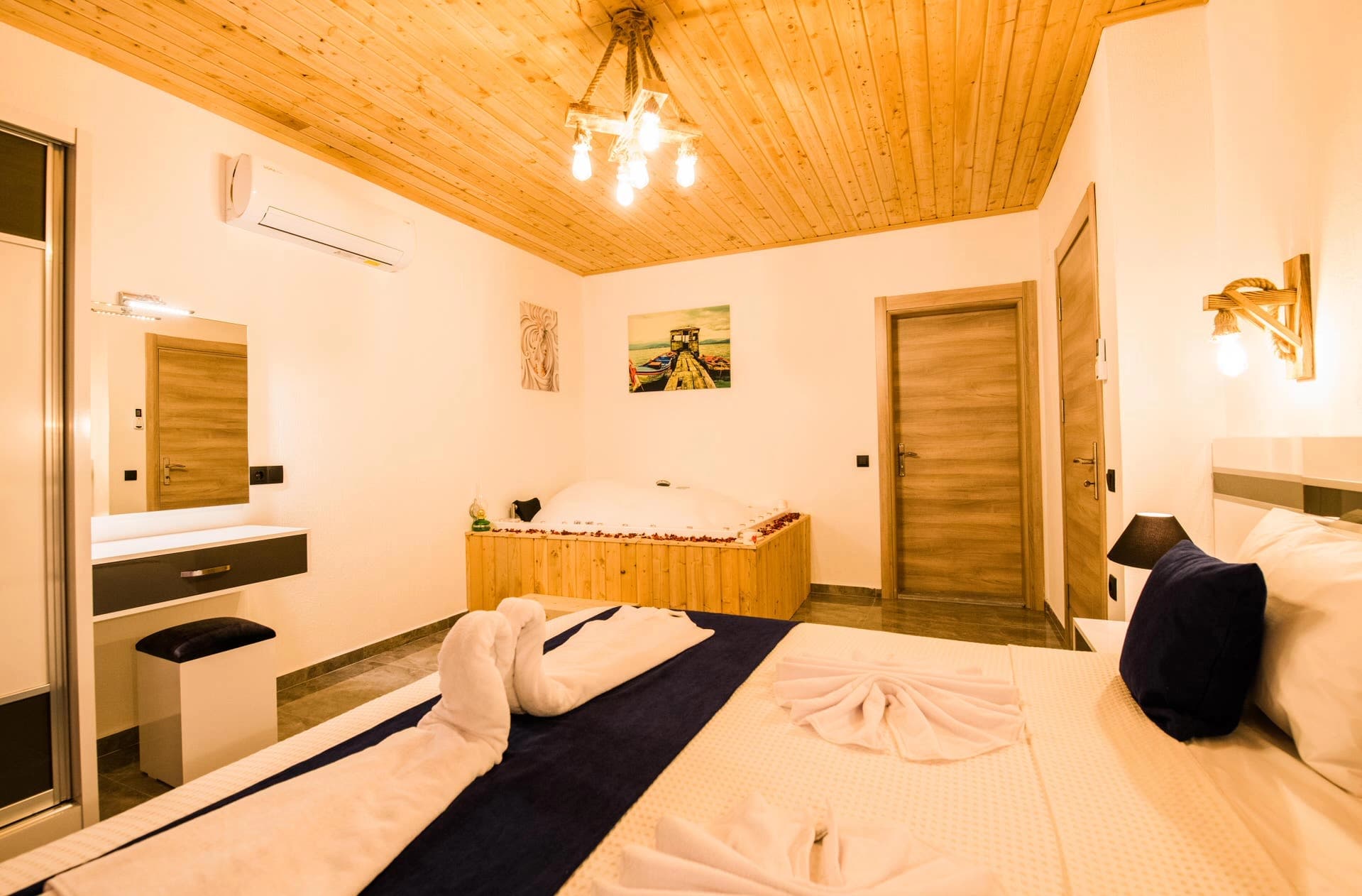 Villa Karadağ Korunaklı Havuz 68