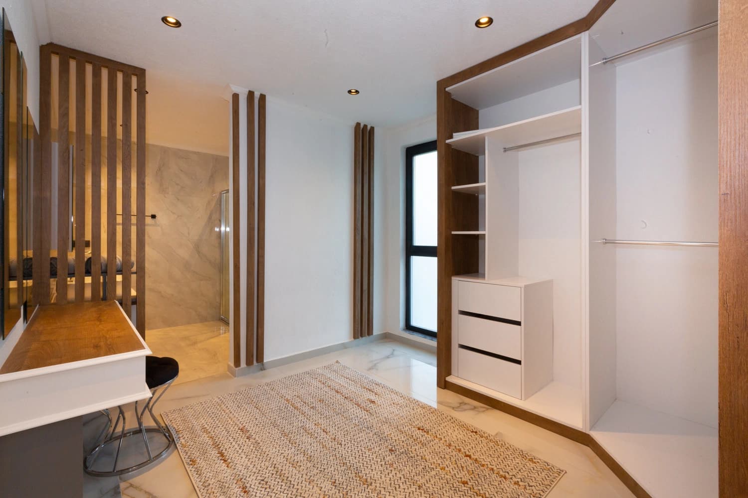 Villa White House Korunaklı Havuz 60