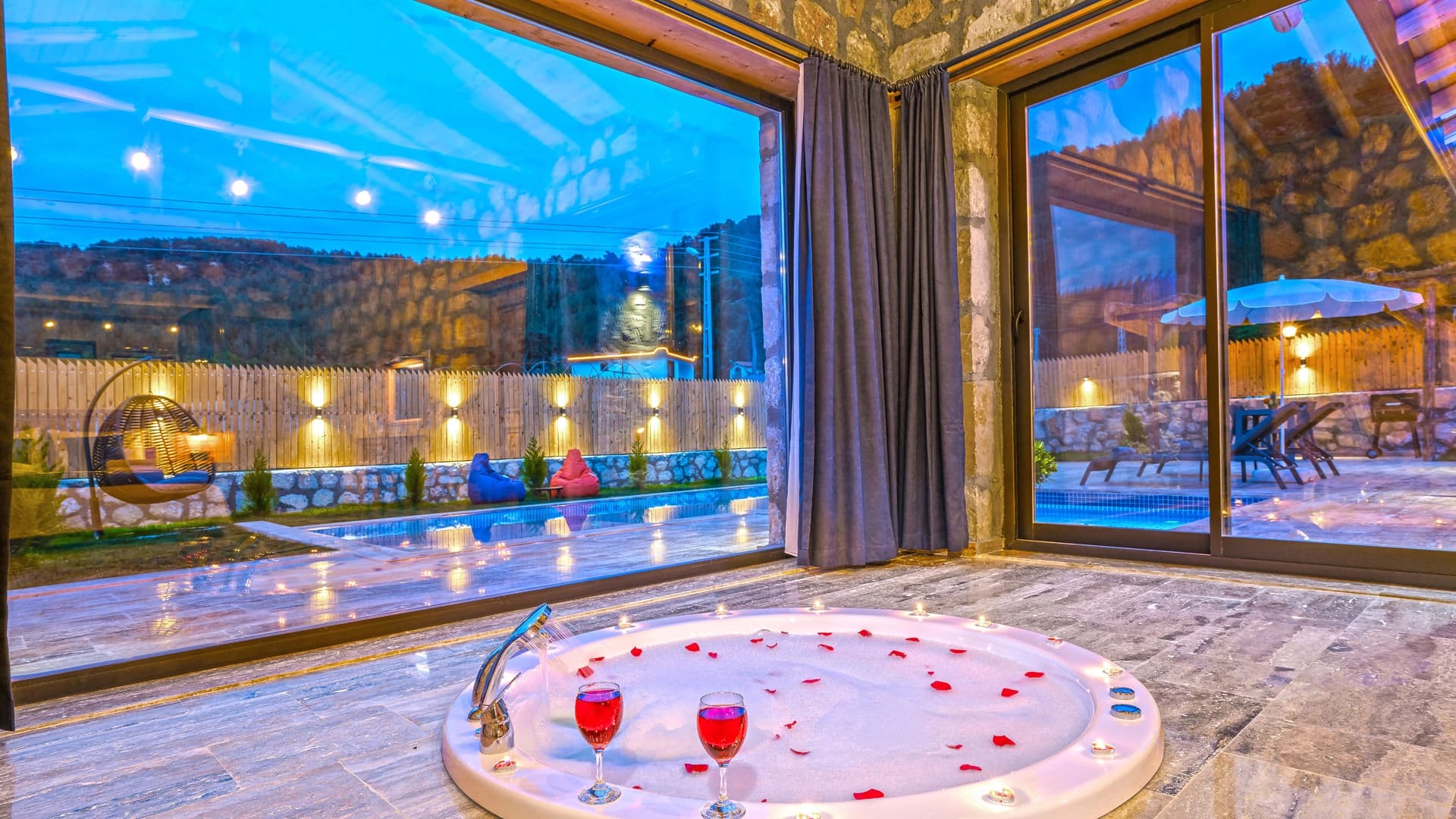 Villa Ege Sarıbelen Korunaklı Havuz 18