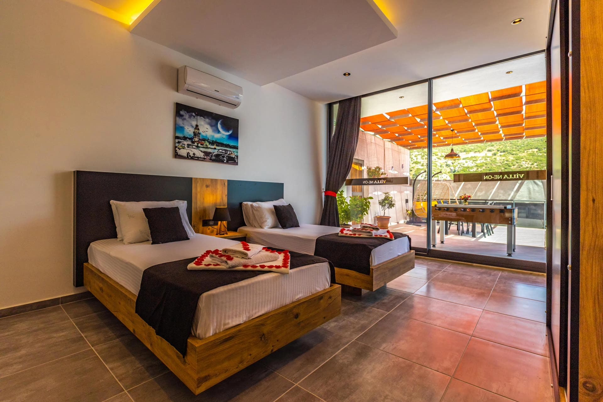 Villa Neon İslamlar 10