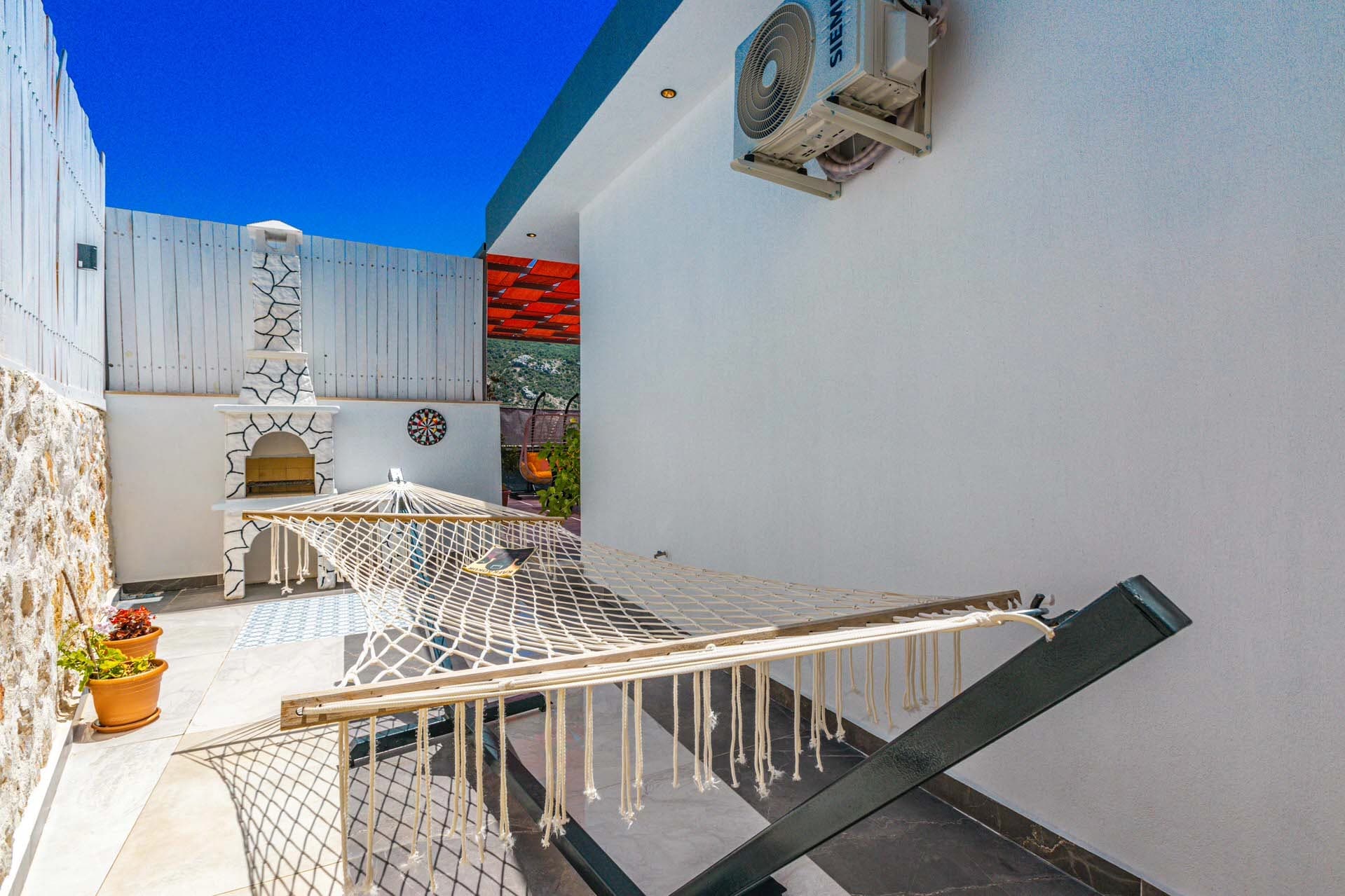 Villa Neon İslamlar 90