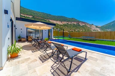 Villa Dorya Korunaklı Havuz 56