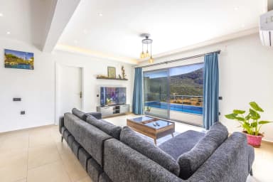 Villa Lambuka Korunaklı Havuz 32