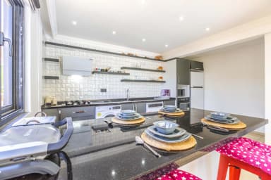 Villa Lambuka Korunaklı Havuz 46