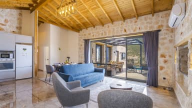 Villa Kartal Tepesi Korunaklı Havuz 24