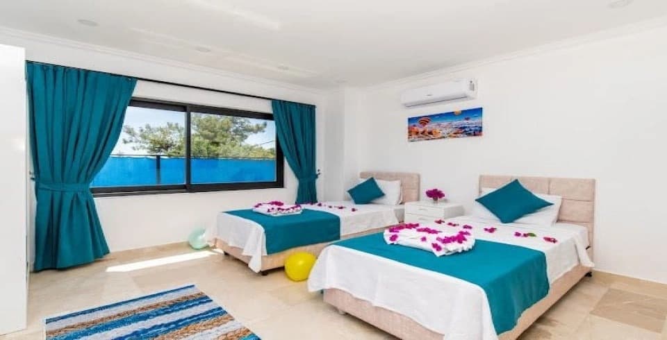 Villa Gökkuşağı Korunaklı Havuz 62